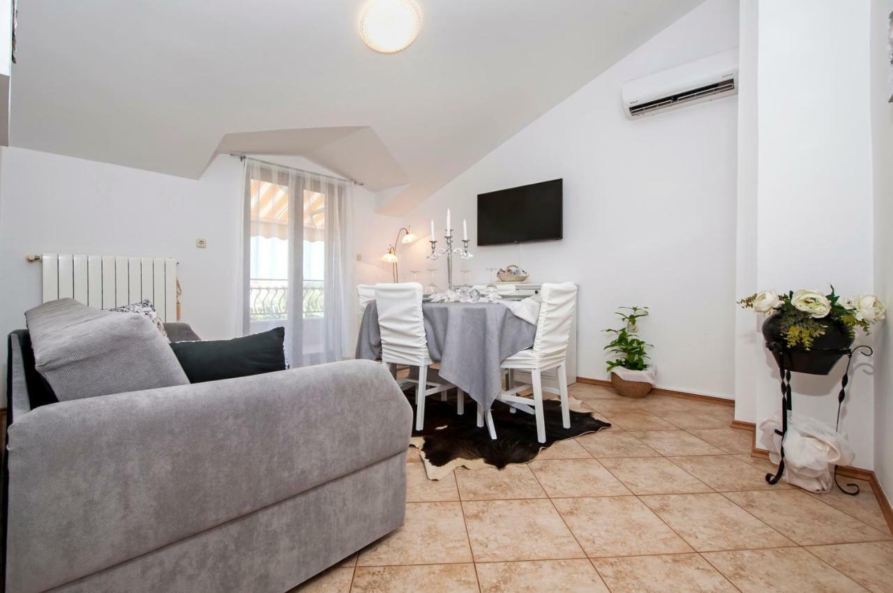 Apartment Len Rovinj Exterior photo