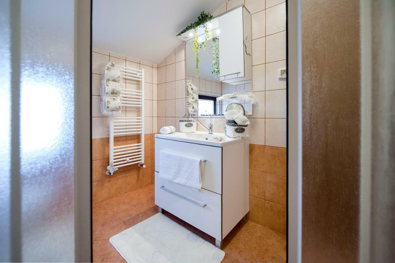 Apartment Len Rovinj Exterior photo