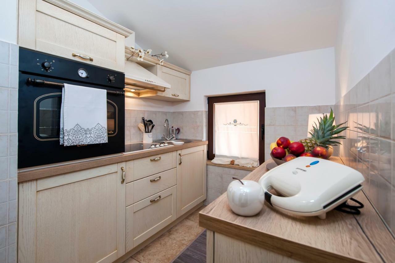 Apartment Len Rovinj Exterior photo
