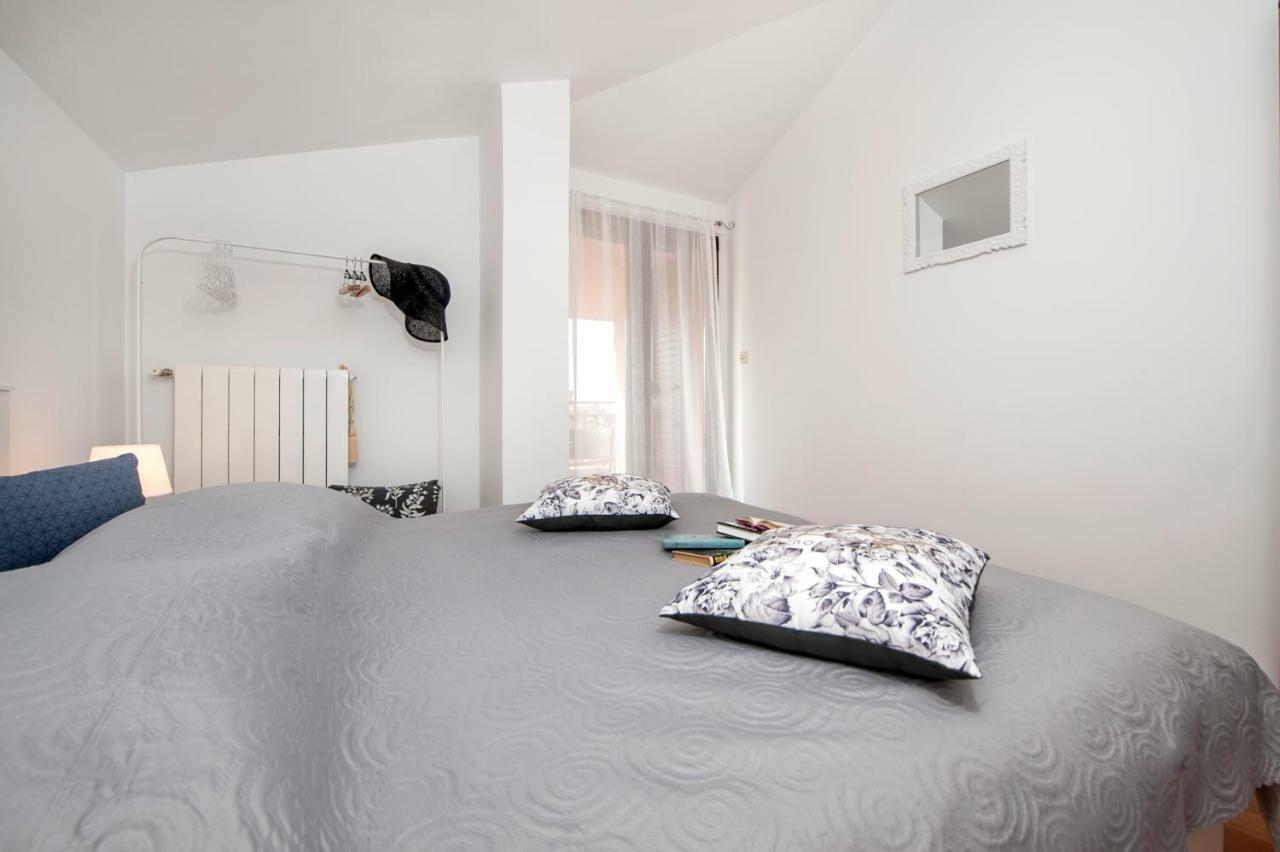 Apartment Len Rovinj Exterior photo